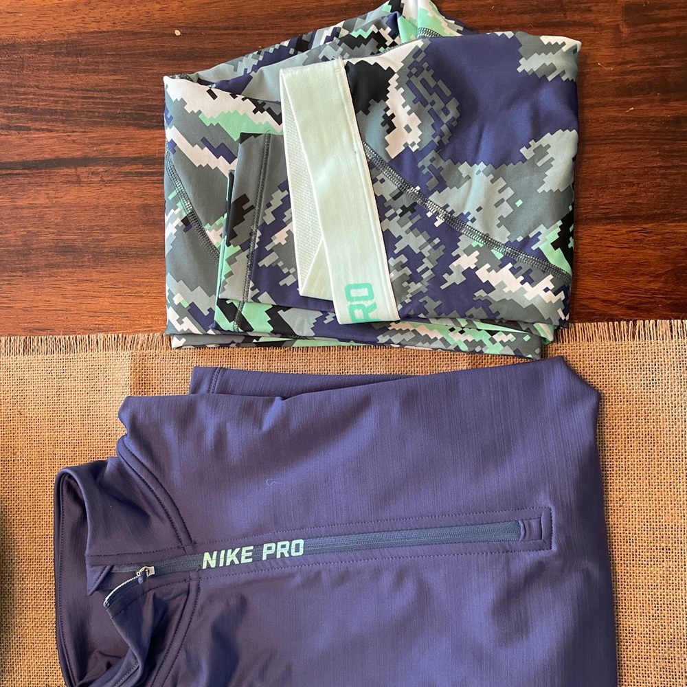 Set of Nike Pro Hyperwarm